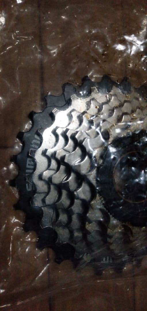 SHIMANO ボスフリー 未使用　MF-HG37-7S 7速 ※13T-28T