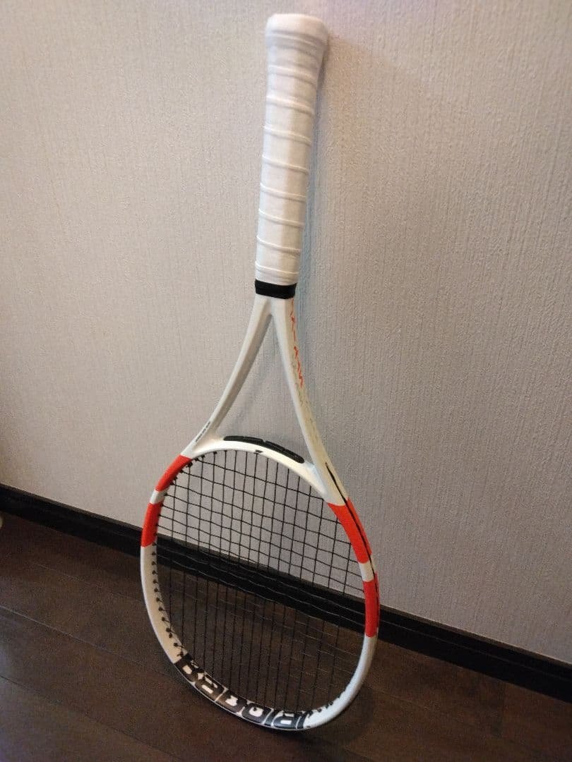 良品！Babolat ピュアストライク 100 硬式用テニスラケット