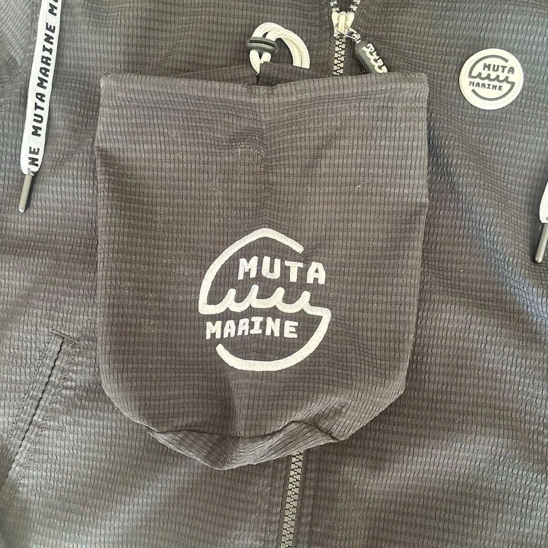 美品 ムータマリンゴルフ ポーチInパーカー ブラック